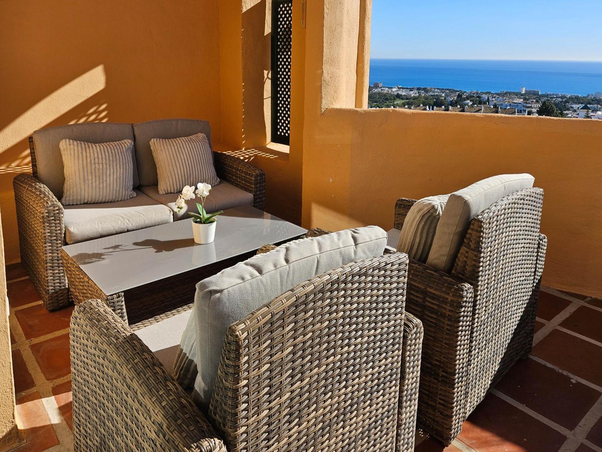 3 Bedroom Penthouse Apartment In Calahonda MIJAS COSTA Εξωτερικό φωτογραφία